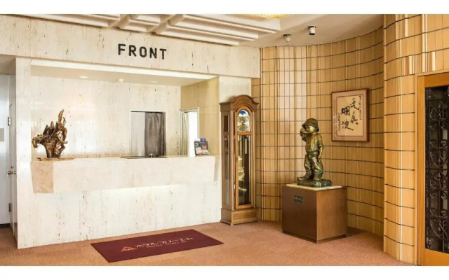 Hotel Three M