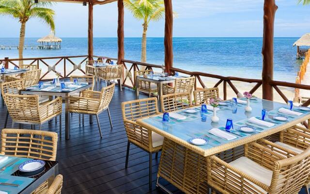 Azul Beach, Gourmet All Inclusive by Karisma