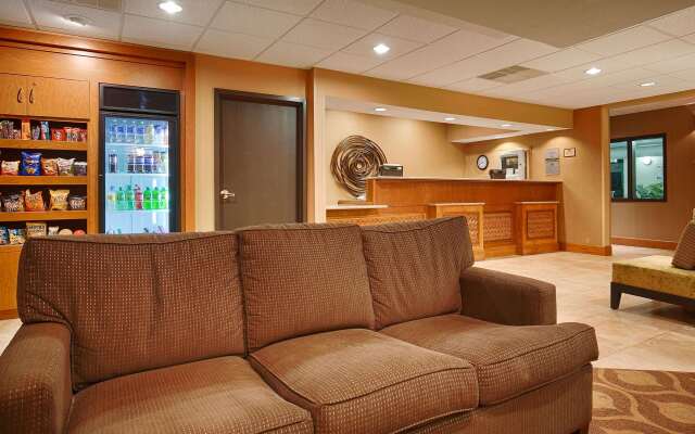 Best Western Plus Mishawaka Inn