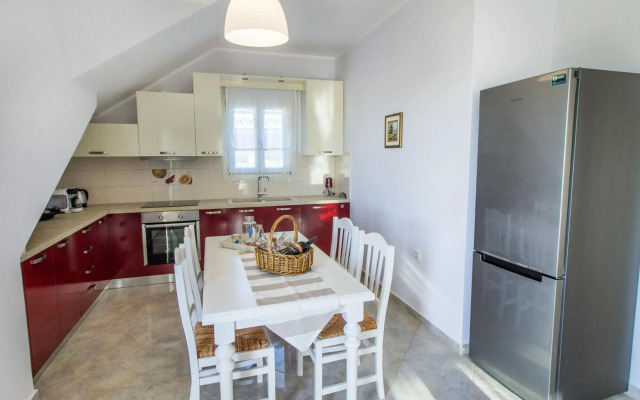 Iphimedeia Apartments & Suites