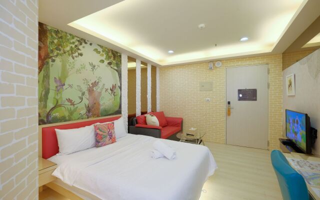 85 Asia Hotel
