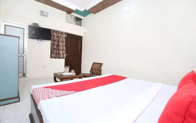 Hotel Dream Palace 45 by OYO Rooms