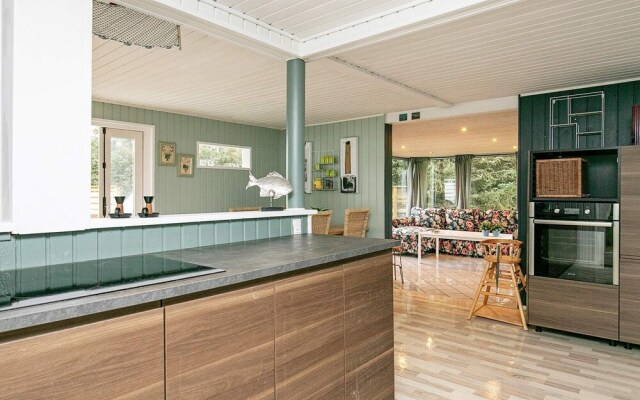 Secluded Lagoon Retreat in Hou-by Traum