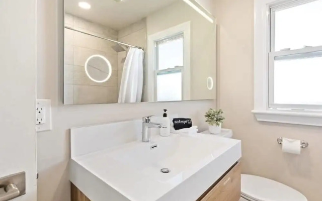 @ Marbella Lane - Modern Refreshing Home