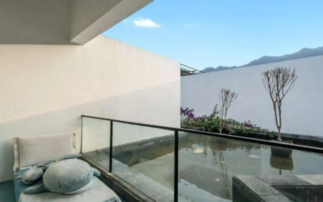 Dali ancient city Shen Cang designer minsu