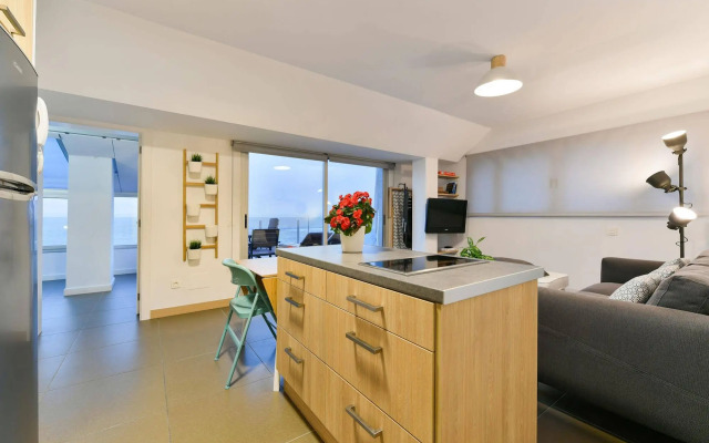 Roof Top Suite - Living Las Canteras
