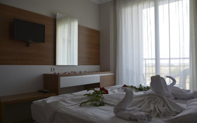 Side Palace Hotel
