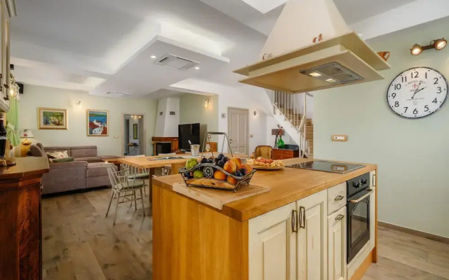 Villa in Serene Location