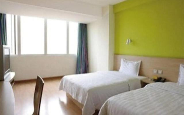 7 Days Inn 261 Shijiazhuang Zhonghua Avenue
