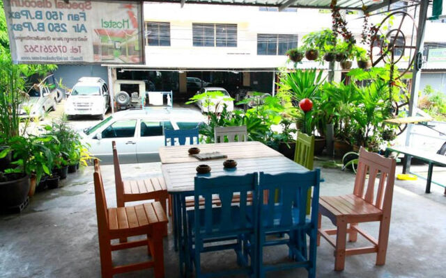 OYO 586 I Hostel Phuket