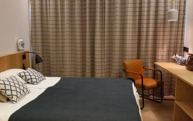 Urban Lodge Hotel