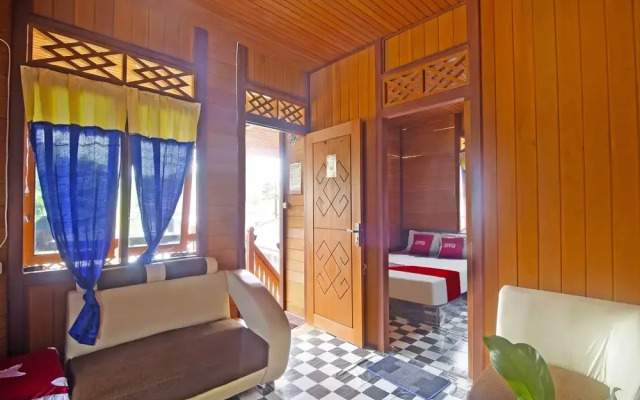 OYO 91246 Pulisan Ekowisata Homestay Near Wisata Pantai Desa Pulisan (Pulisan Beach Tour)