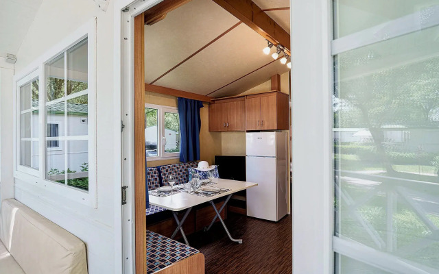 Isamar Holiday Village