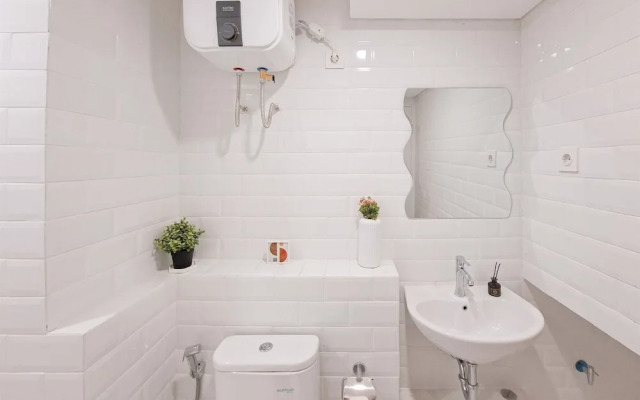 Spacious Studio Loft At Kingland Avenue Apartment