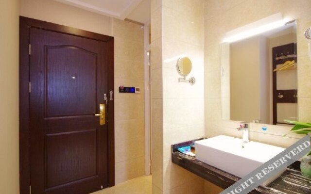 Yijia City Hotel (Fangte Oriental Mythology Playground)