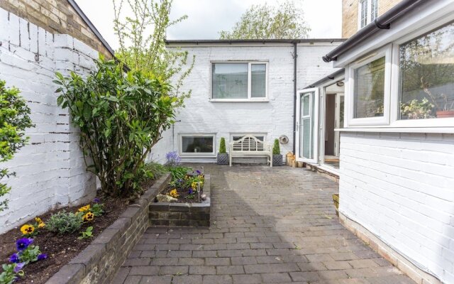 The Studio at The Coopers Arms - Sleeps 4
