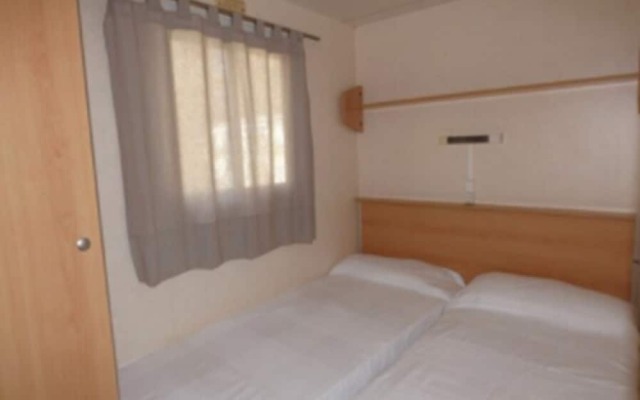 Camping y Bungalows Barraquetes