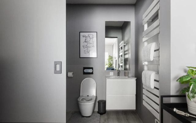 New Central Studio with free parking