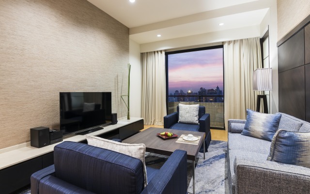 Emporium Suites by Chatrium