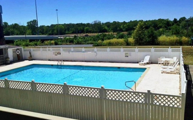 Motel 6 Troy, OH