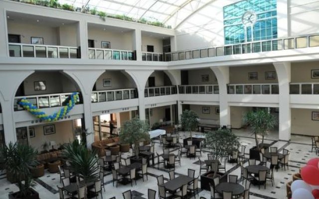 Отель Atrium Baku International Trade Centre