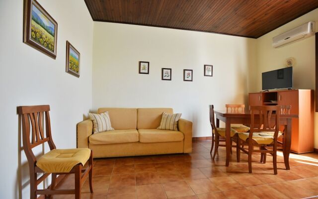 IzzHome Pula Crispi