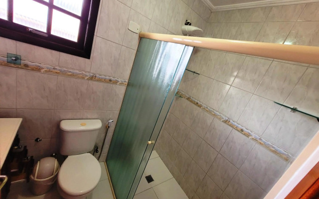 CASA AMARELA UBATUBA ii