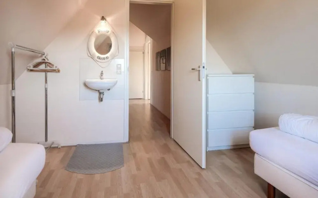 Charming Villa With Terrace Near Forest