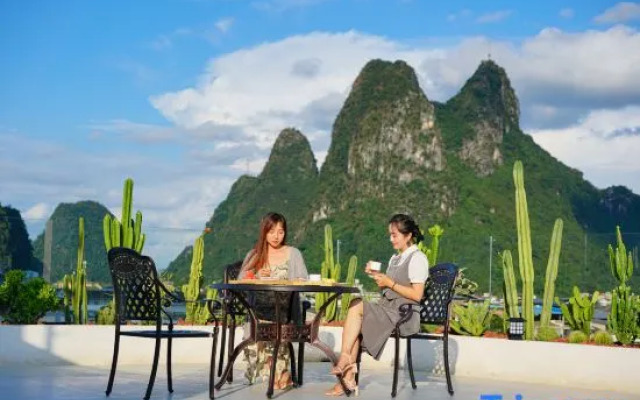 SuYan white high-end boutique homestay