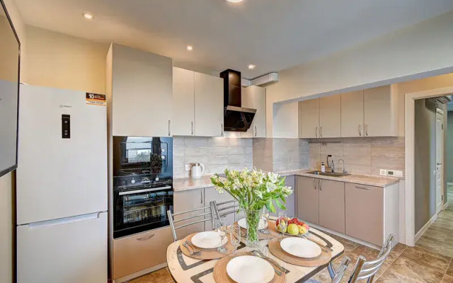 Sea Sun Apartment on Lenin street, 298B, building 7