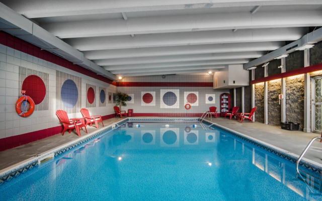 Travelodge by Wyndham Prince Albert