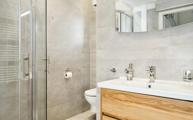 City Twenty 2bdr Apartment by Irundo