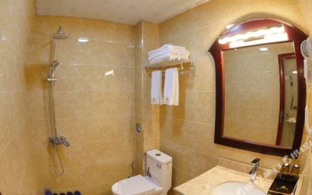 Xueyu Chongcao Hotel