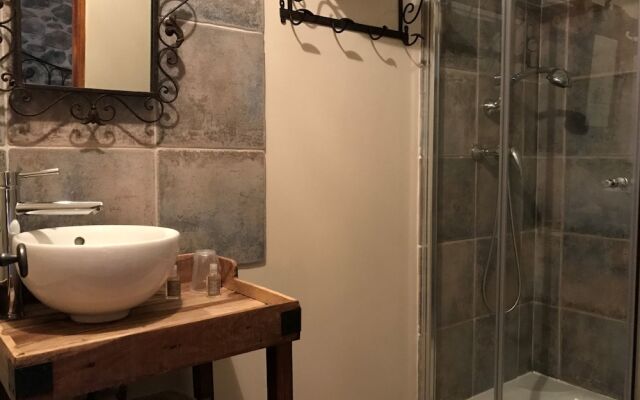 Chambres D'hôtes - La Clé des Bois