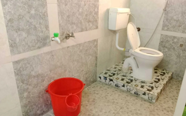 Square & Dormitory Stays