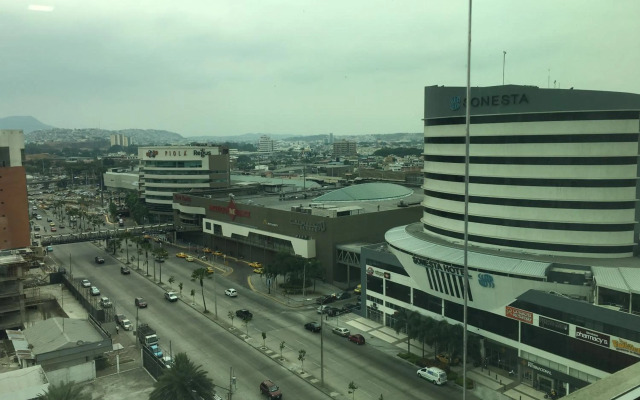 Quo Luxury Apartments