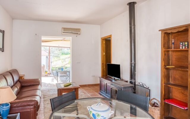 Lovely Holiday Home in Coin With Private Swimming Pool