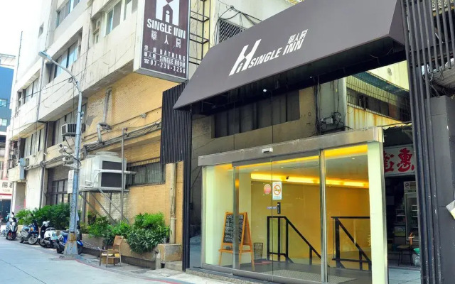 Single inn kaohsiung Lisen Hostel