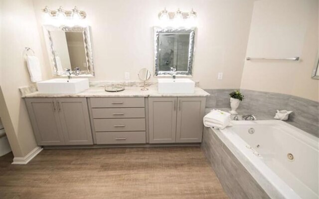 St. Maarten 1104 Silver Shells - 173097