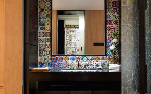 Harbin 22C Boutique Hotel