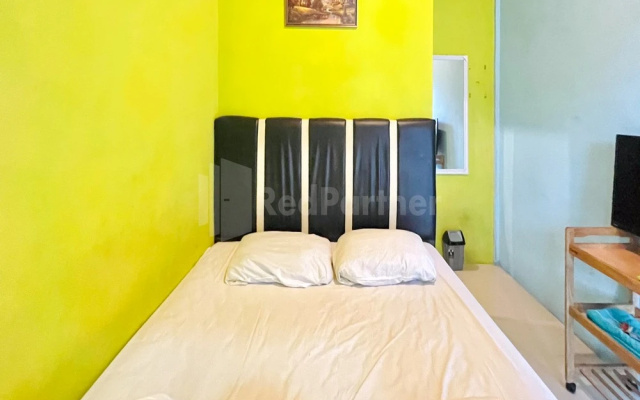 Penginapan Gindo Sidebuk Debuk Berastagi RedPartner – Guest Rooms – Berastagi