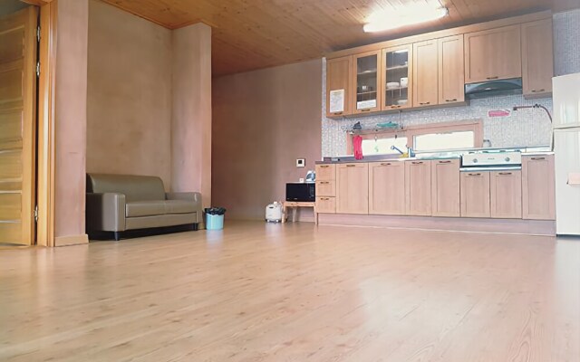 Pyeongchang Bongpyeong Starlight Pension