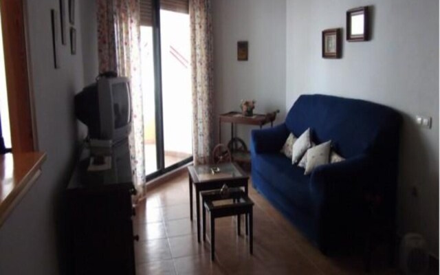 Apartment 2 Bedrooms With Pool 103419