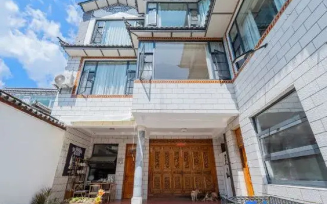 Dali Yuanxia Homestay (Cenxi Swan Branch)