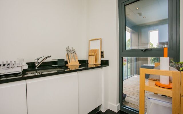 Finsbury Park 2 Bedroom Flat On The Canal