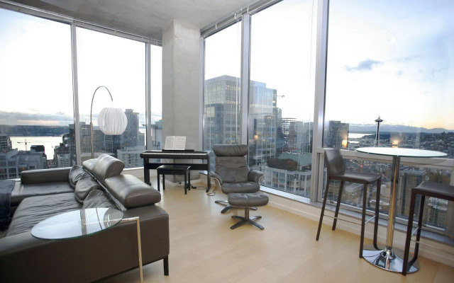 Convention Center Lux Suites by Barsala