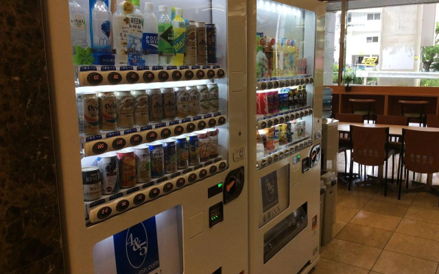 Toyoko Inn Okinawa Naha Kokusai Dori Miebashi Station