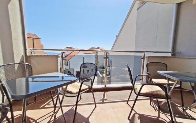 AB Villa Podstrana