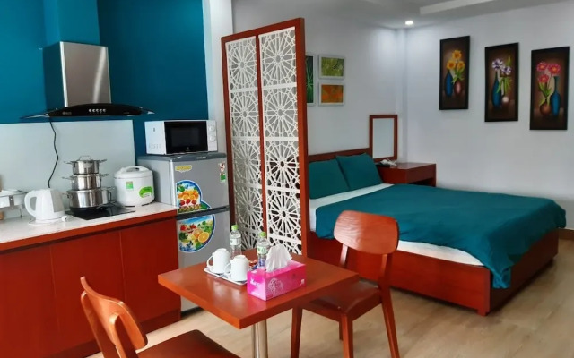 Vuon Hong Hotel & Apartments