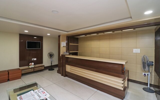 OYO 37989 Hotel Debarshi